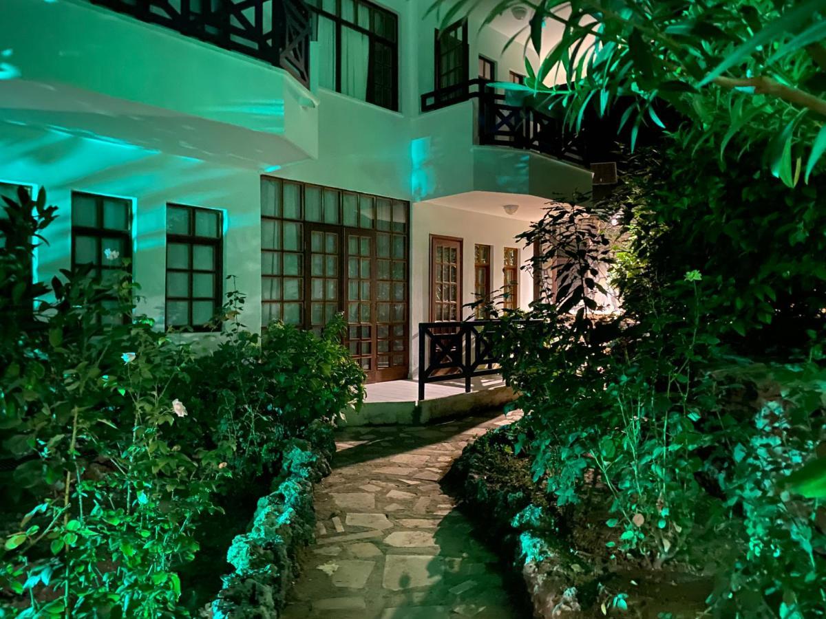 Aparthotel Naturella